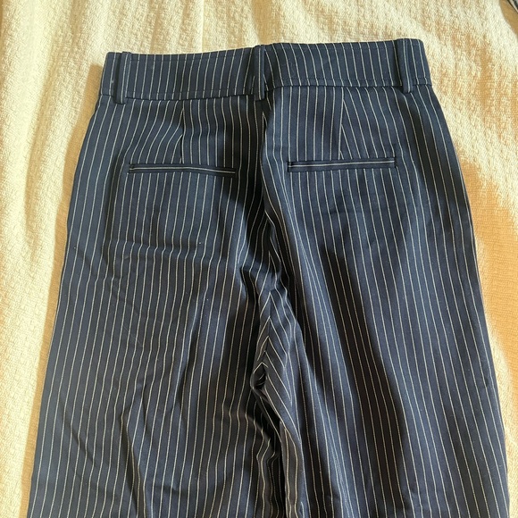 NWT Everlane Way-High Drape Pant, Size 0R - Navy/Bone stripe - Picture 5 of 6